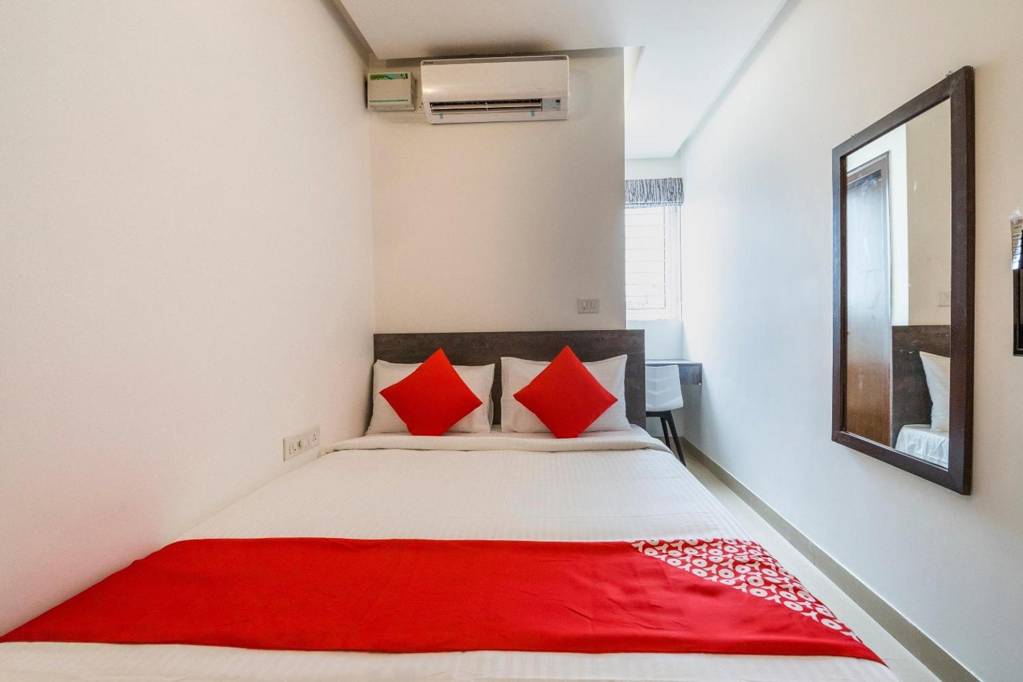 Super Townhouse Hebbal Hotel บังกาลอร์ ภายนอก รูปภาพ