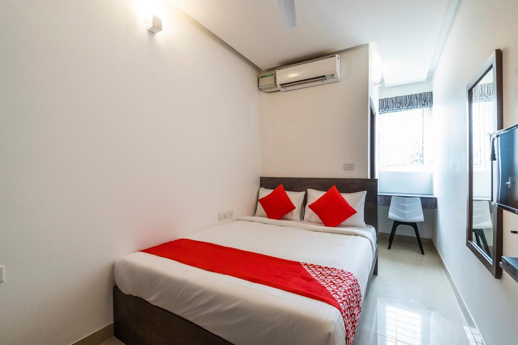 Super Townhouse Hebbal Hotel บังกาลอร์ ภายนอก รูปภาพ