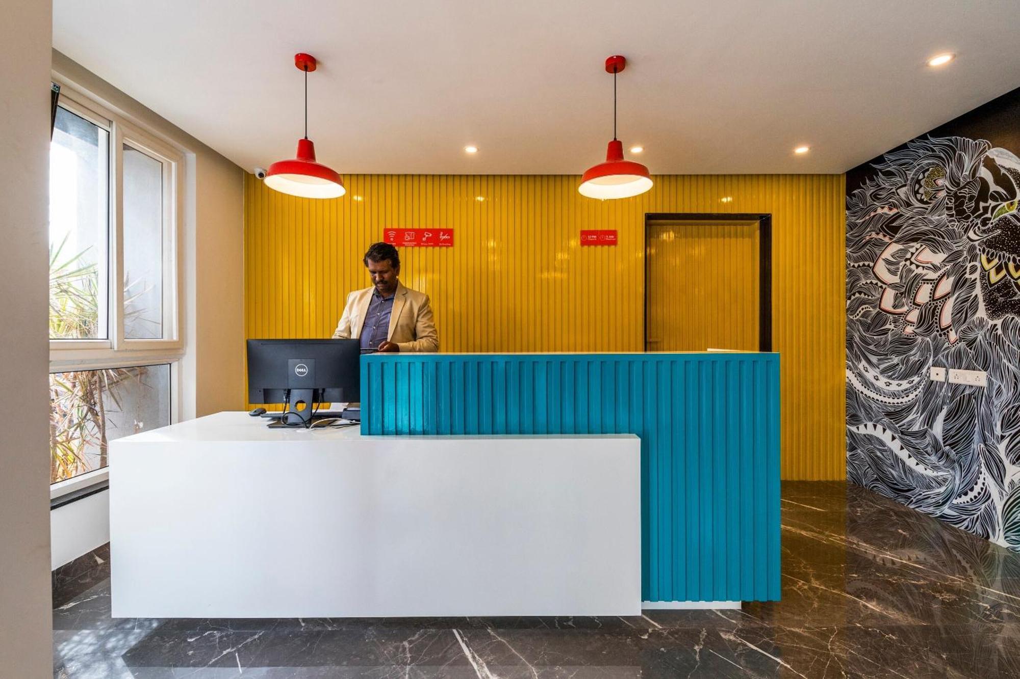 Super Townhouse Hebbal Hotel บังกาลอร์ ภายนอก รูปภาพ