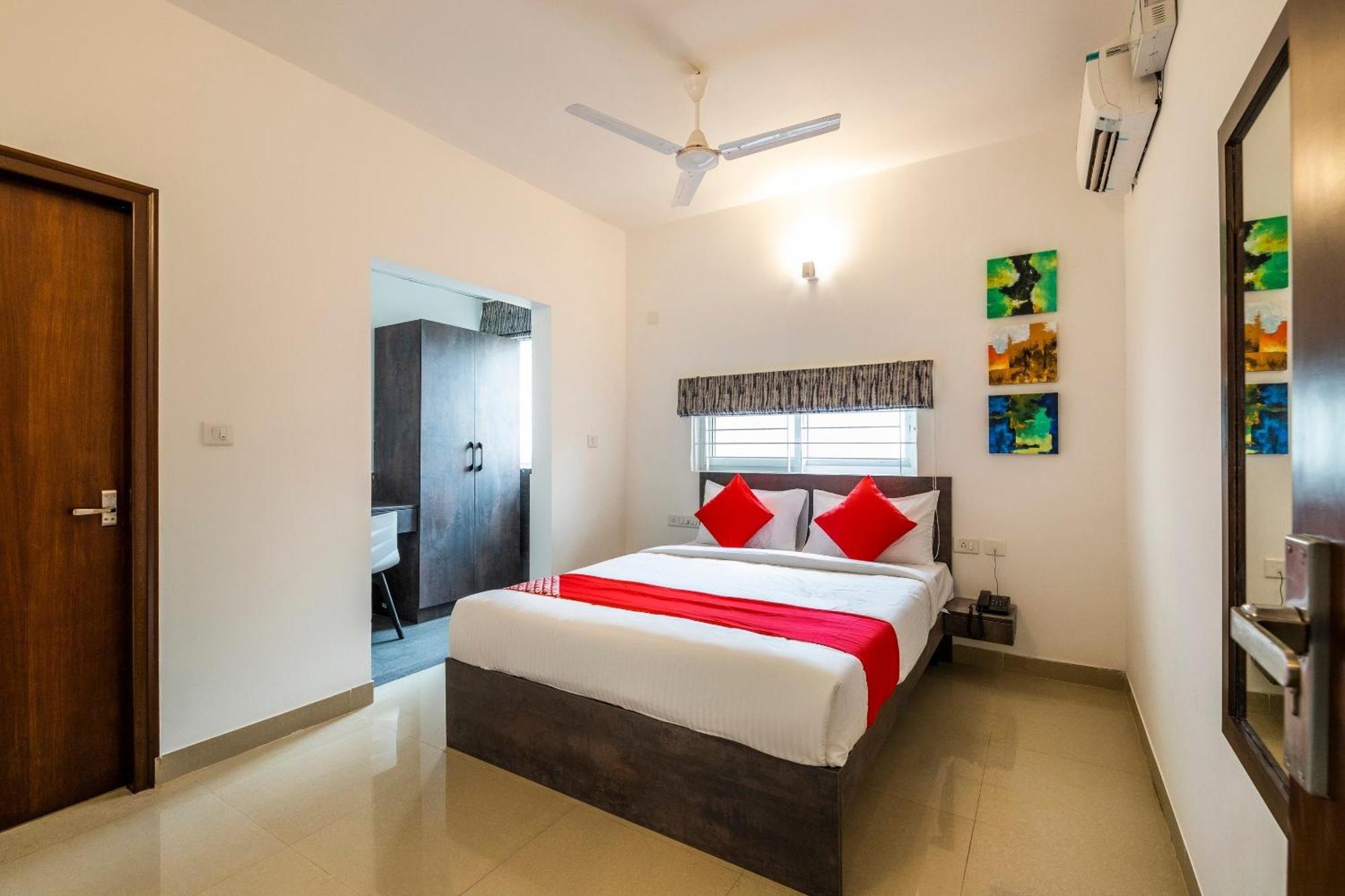 Super Townhouse Hebbal Hotel บังกาลอร์ ภายนอก รูปภาพ